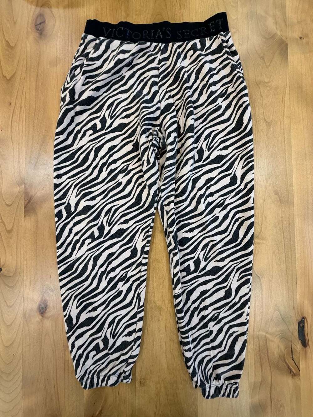 Victoria's Secret Sweatpants Size M Zebra Print Joggers